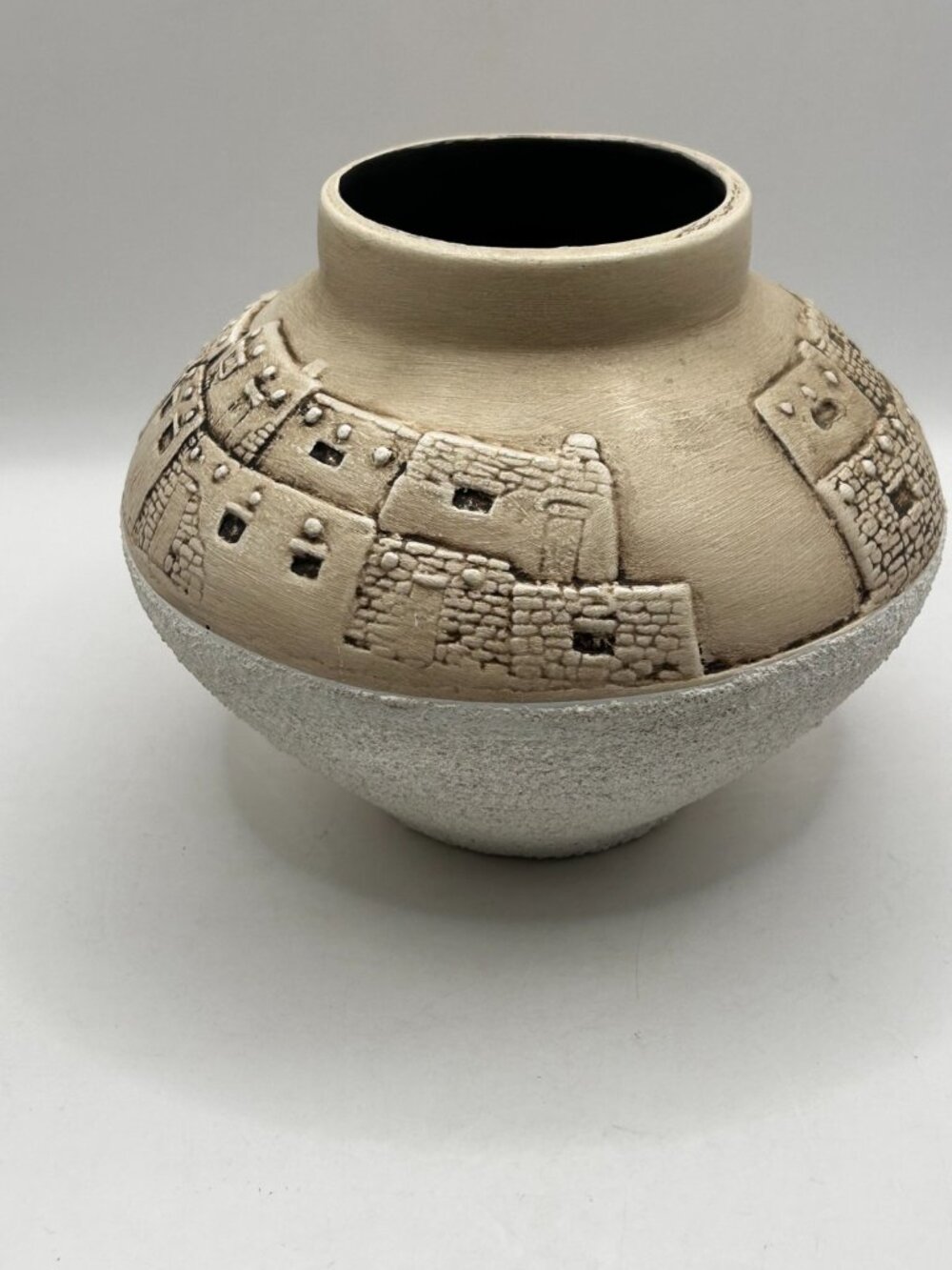 Zuni Native American Pottery Signed Vernon & Desiree Calavaza Pueblo Relief Vase